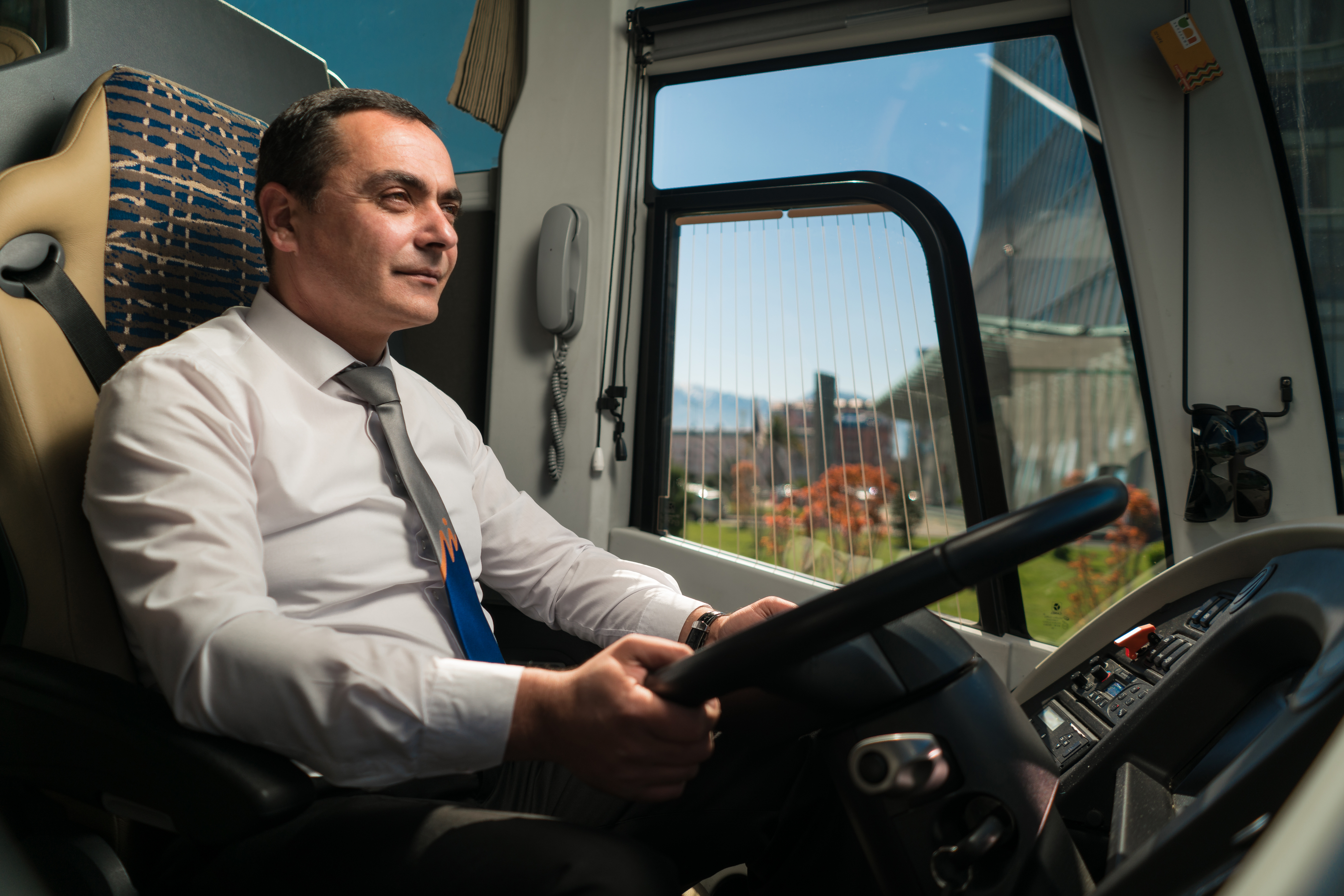 პროფესიონალი მძღოლები